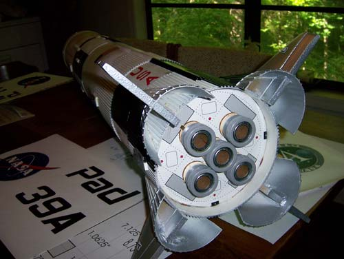 showing motor tubs at bottom of rocket